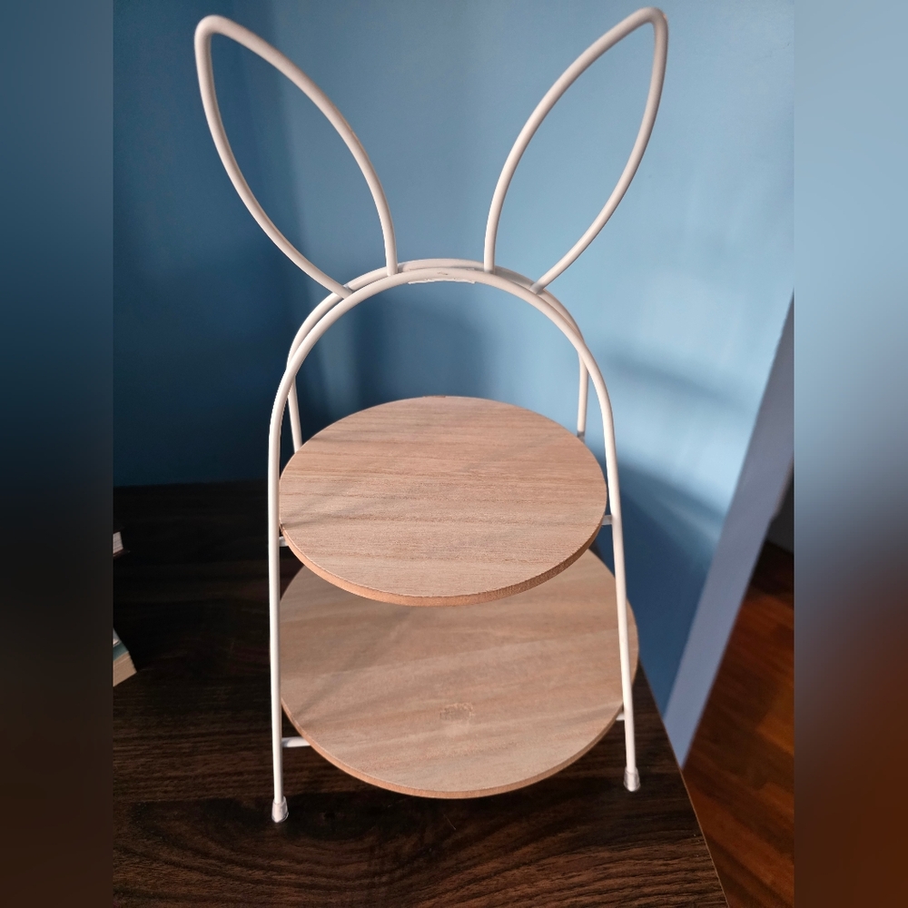 Bunny Ears Tiered Shelf